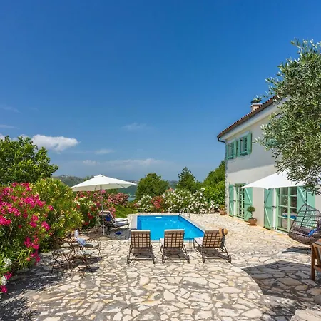 Villa Villa Tribalj