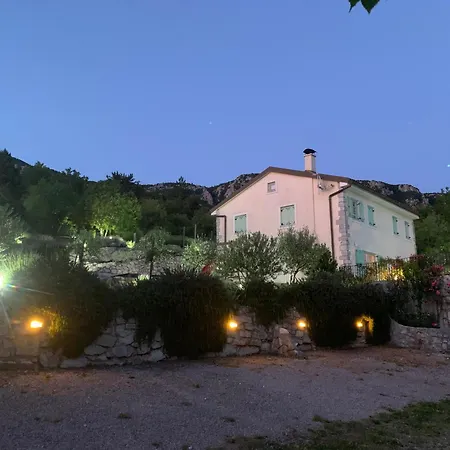 Villa Tribalj