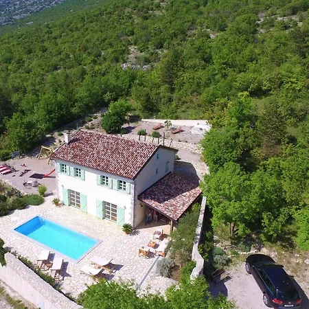 Villa Tribalj * טריבאלי