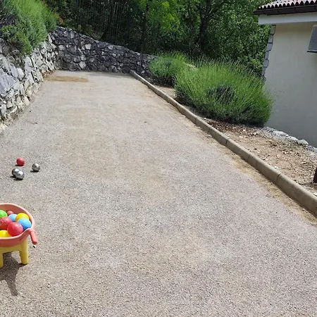 Villa Tribalj וילה טריבאלי